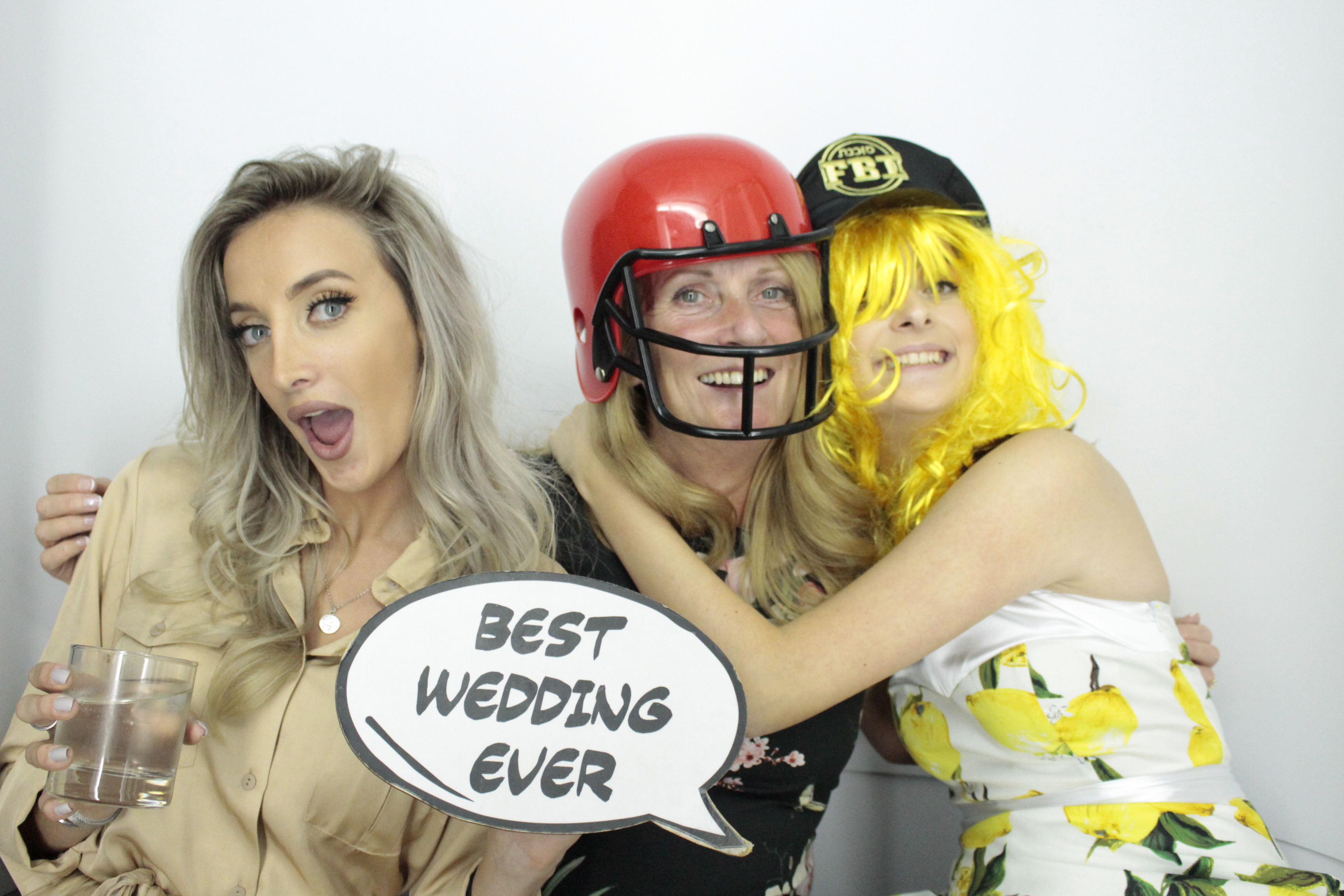 Louise & Dan's Big Day | View more photos from the event at gallery.myphotoboothexperience.co.uk/u/MyPhotoBoothExperienceLtd/Louise-Dans-Big-Day